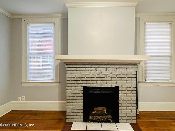 Non-Working Fireplace