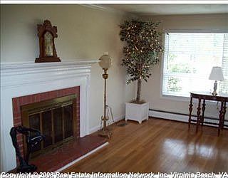 1st image of 4704 Fairway Ave