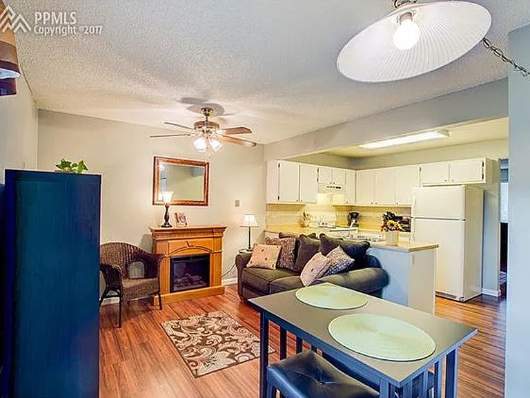 5517 Mansfield Ct — Photo 13