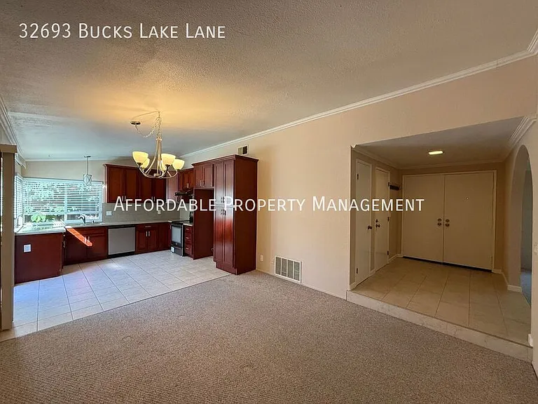 32693 Bucks Lake Ln — Photo 9