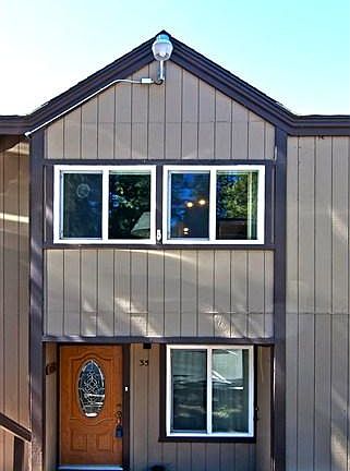 2nd image of 3115 N Lake Blvd #35