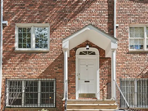 45 Tompkins Pl, Brooklyn, NY 11231