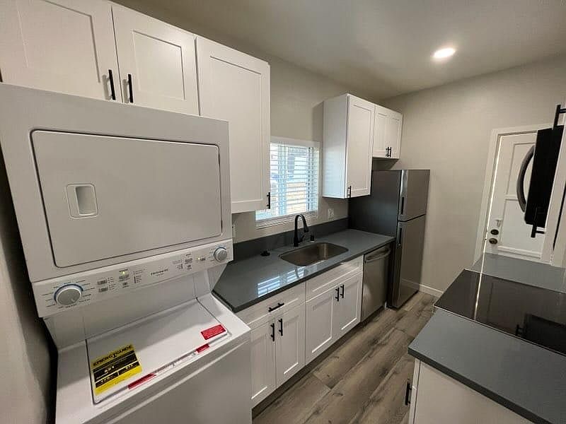 1st image of 3620 Park Blvd #D