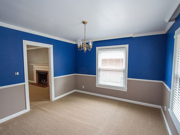 2nd image of 2939 Tanglewood Dr