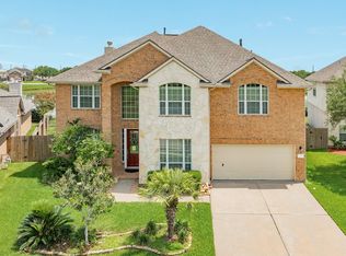 8 Terra Bella Dr, Manvel, TX 77578