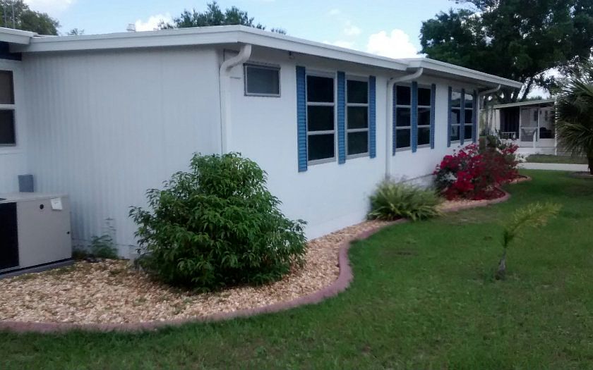 1st image of 2825 Vine Ln
