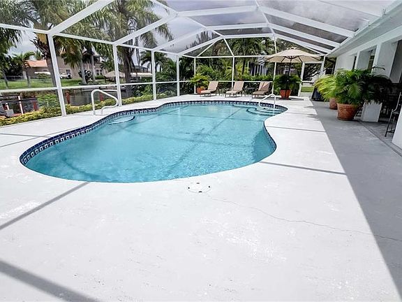 2nd image of 4010 SW 19th Pl