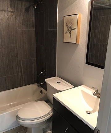 4th image of 2015 Bennett Ave APT 107A