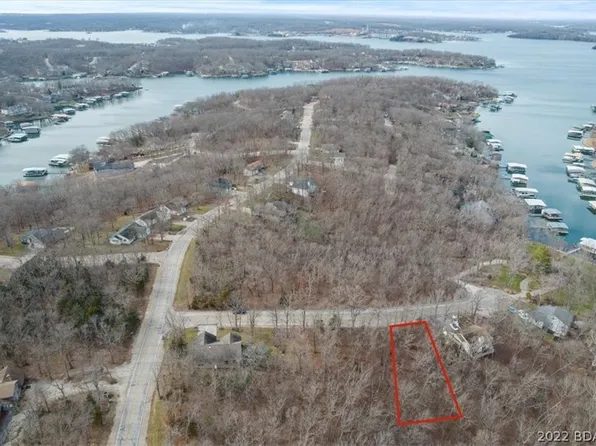 479 Parker Point, Lake Ozark, MO 65049