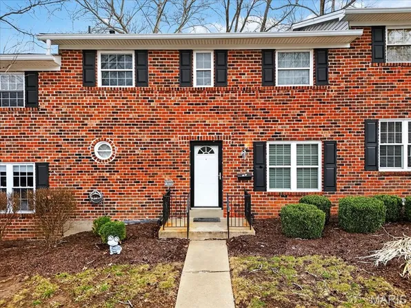 13222 Cantina Dr, Saint Louis, MO 63141