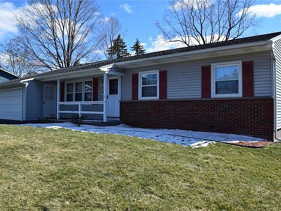 2nd image of 116 Sweet Briar Knl