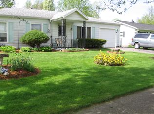 82 Seneca Dr, Canandaigua, NY 14424