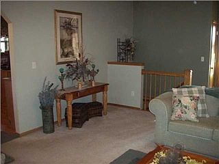 4th image of 203 W Waterford Cir