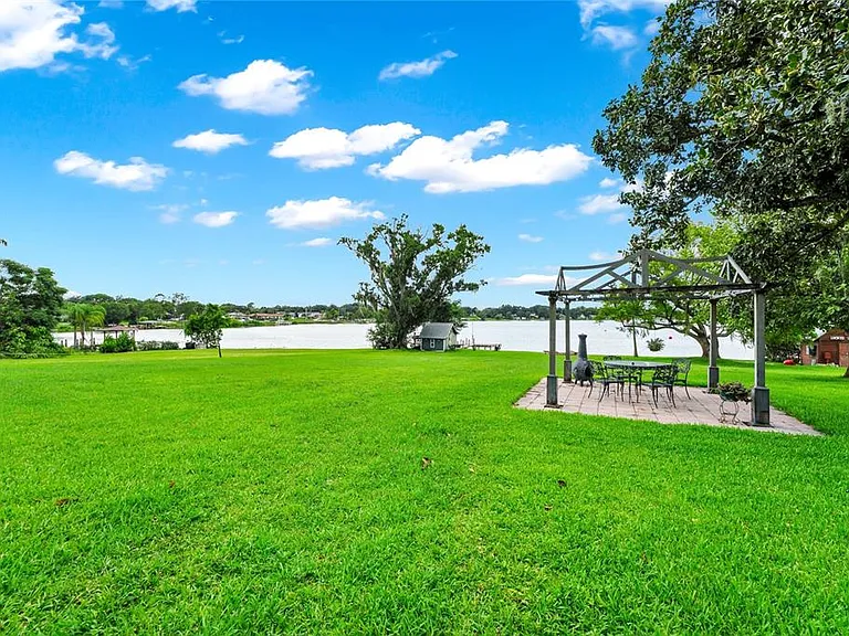 6659 Lake Cane Dr — Photo 43