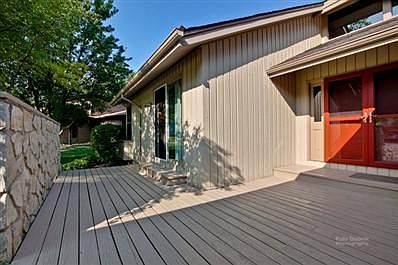 4th image of 352 Briarwood Ct
