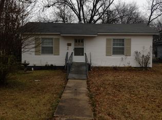 309 N Pine St, Hope, AR 71801
