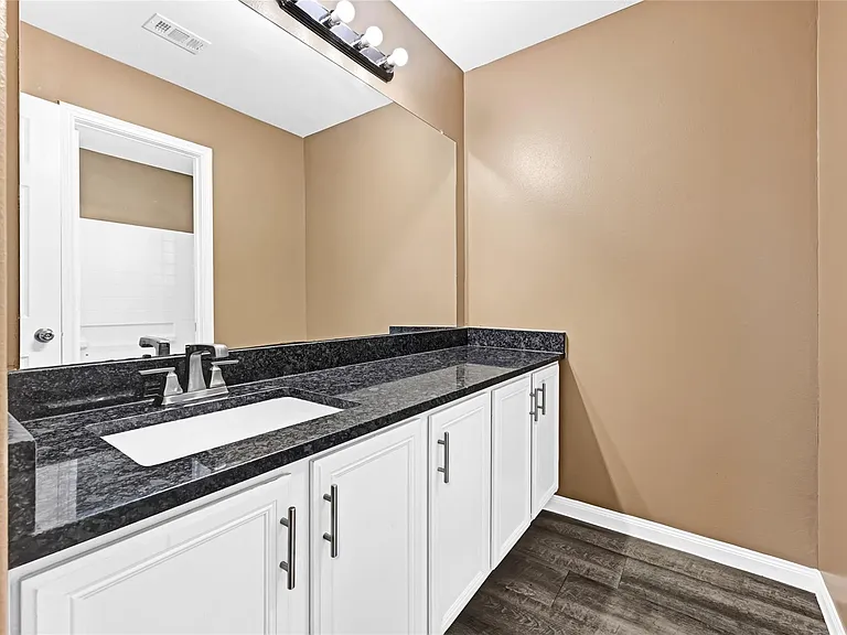 13218 Ambrosa Dr — Photo 16