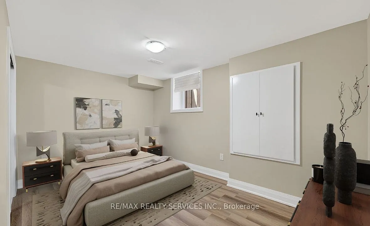 2 bed, $1,900 — Photo 3