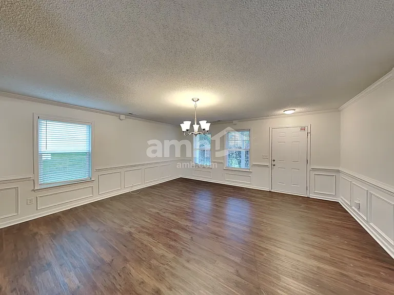 2116 Maple Tree Ct — Photo 4