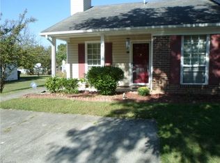 3215 Twin Brooks Dr, Greensboro, NC 27407