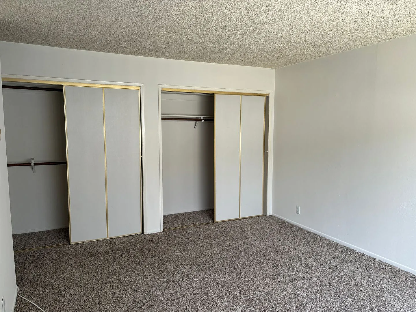 10558 Eastborne Ave. — Photo 4