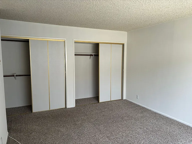 10558 Eastborne Ave — Photo 4