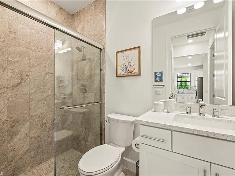 17434 Caravita Ln — Photo 17
