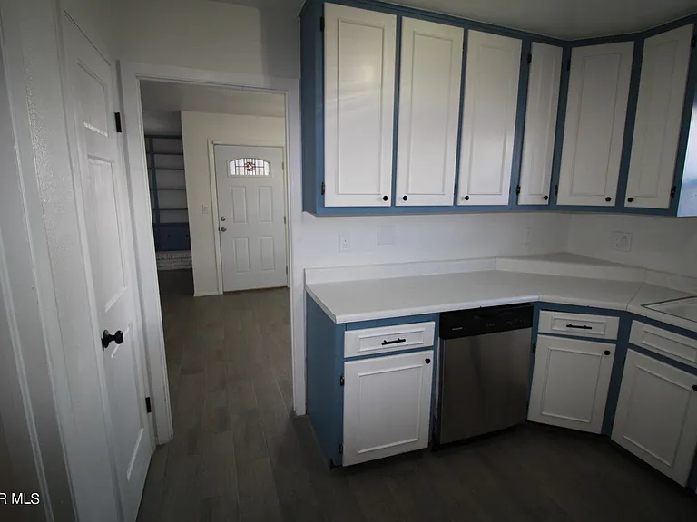 3615 Olympic Ave — Photo 43