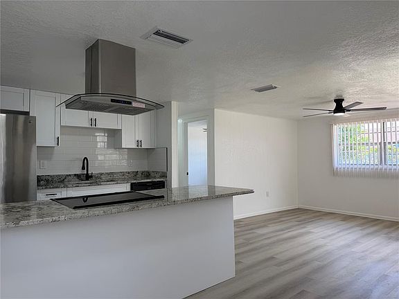 3rd image of 3821 AVENUE J NW