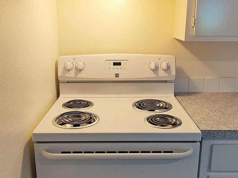 417 W Idaho Ave #C — Photo 5