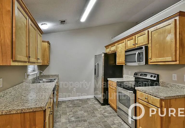 321 Downs Dr — Photo 26