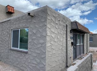 1207 N 47th Pl, Phoenix, AZ 85008