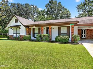 12114 Edington Pl, Gulfport, MS 39503