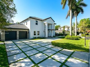 9457 NW 54th Doral Circle Ln, Miami, FL 33178