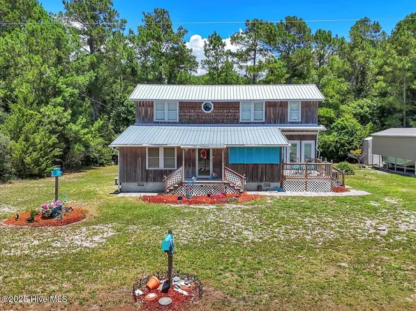 498 Grand River Drive SE, Bolivia, NC 28422