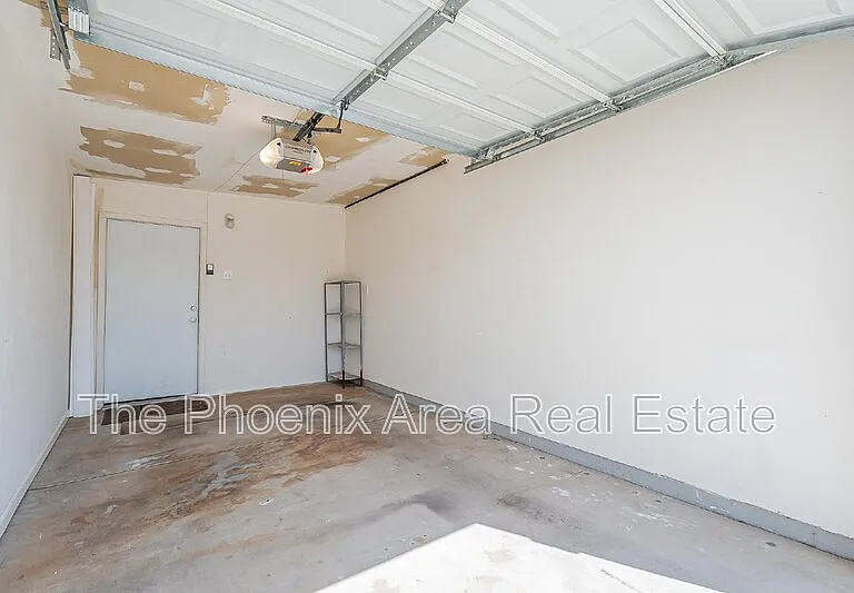 8654 E Windsor Ave — Photo 41