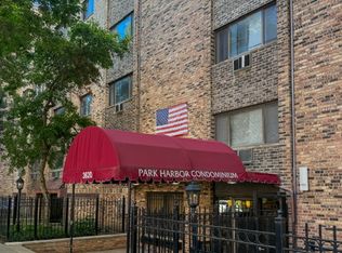 3620 N Pine Grove Ave APT 211, Chicago, IL 60613