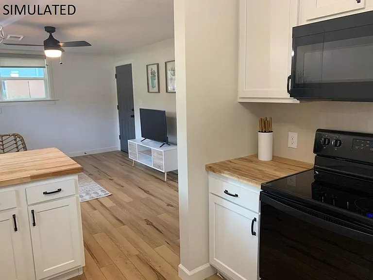 4125 Holdrege St — Photo 10