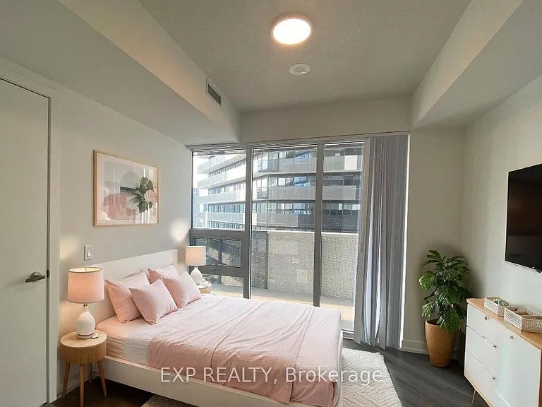 138 Downes St #2815 — Photo 5