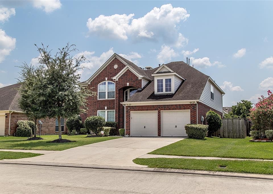 1st image of 9510 Garnet Falls Ln