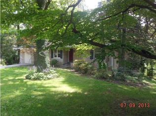 6117 Petersburg Rd, Evansville, IN 47711