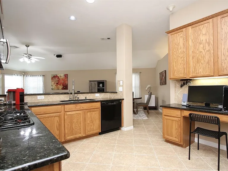 16919 Langham Heights Ln — Photo 6