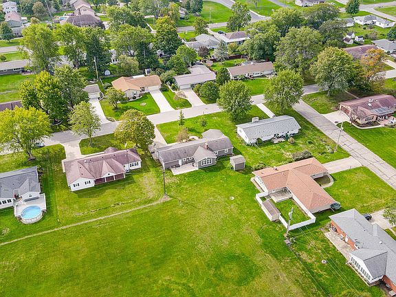 5th image of 1143 Rosalie Dr