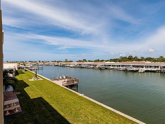 5th image of 1 Boca Ciega Point Blvd APT 204