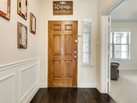 4th image of 3477 Canyon Lake Dr