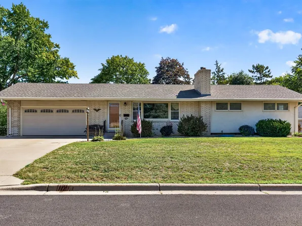7538 Carmen Ave, Inver Grove Heights, MN 55076