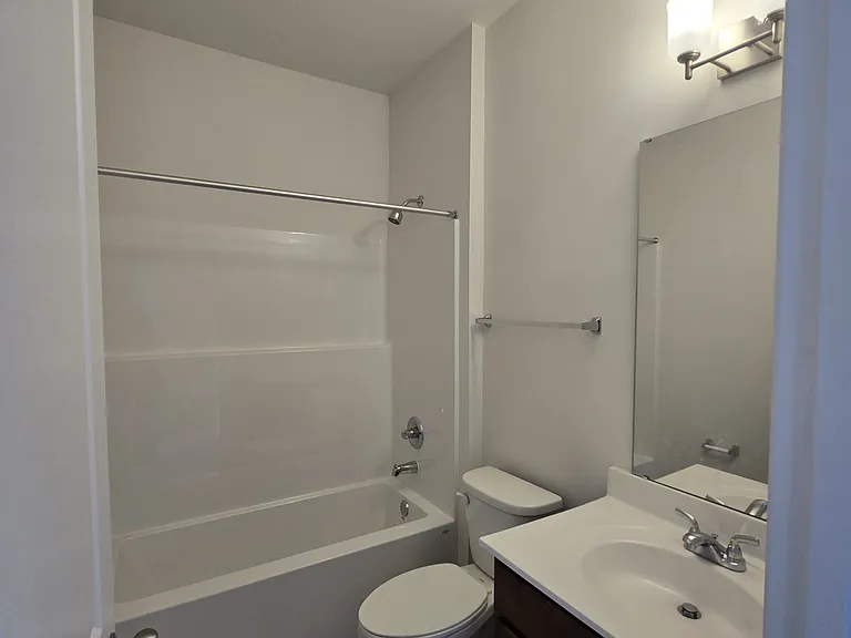 140 Sterling Dr — Photo 21
