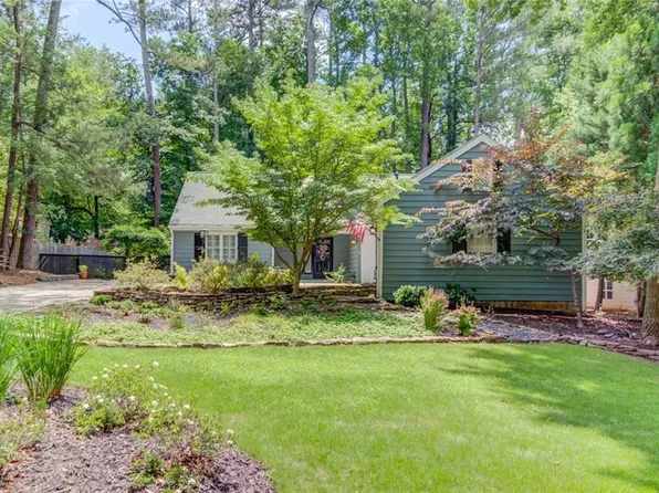 420 Taberwood Way, Roswell, GA 30076