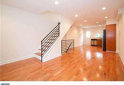 5th image of 2304 Montrose St
