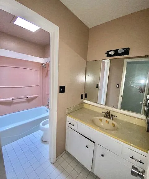1587 Catham Cir — Photo 9